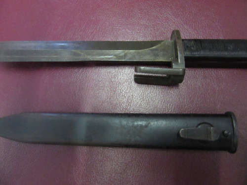 VINTAGE BAYONET-FN