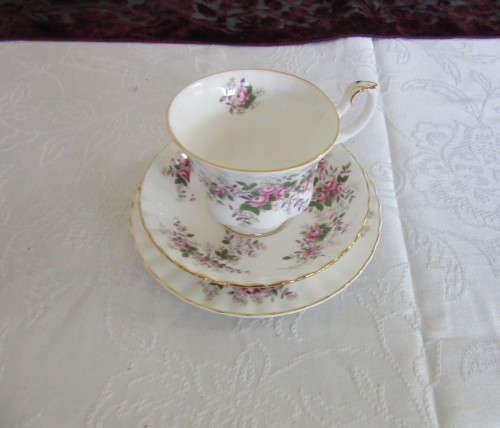 Royal Albert Lavander Rose trio