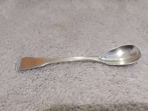 AN Irish Georgian Fiddle back Mustard Spoon