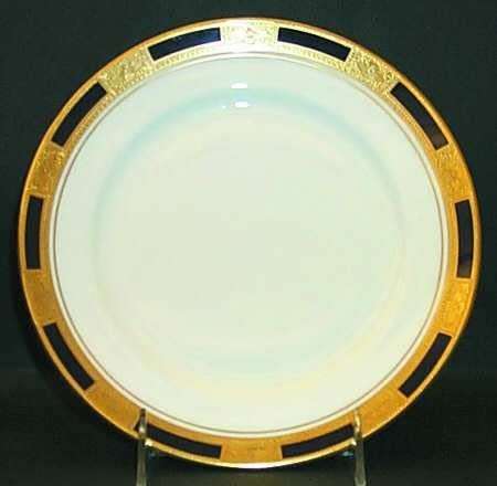 AYNSLEY PORCELAIN DINNER SERVICE - EMPRESS PATTERN