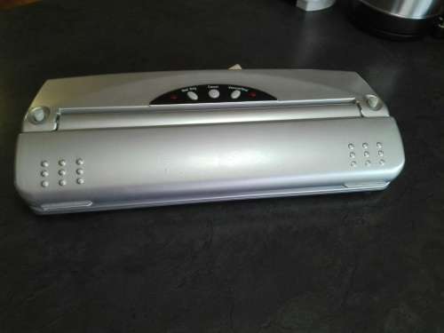 Genesis vacuum sealer