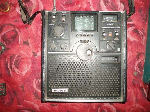 Sony FM/AM/SW radio of the early seventies, 8x20x22cm, working