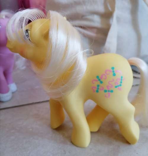 My little pony G1- Kisscurl EU
