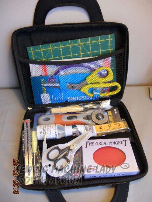 SEWING KIT in BAG (Add R50 for shipping)