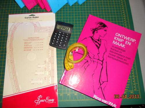 ONTWERP KNIP EN MAAK -'n volledige kursus in kleremakery met nuwe idees en kortmetodes