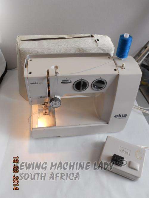 very portable! ELNA (LOTUS) ELNITA SP SWISS SEWING MACHINE