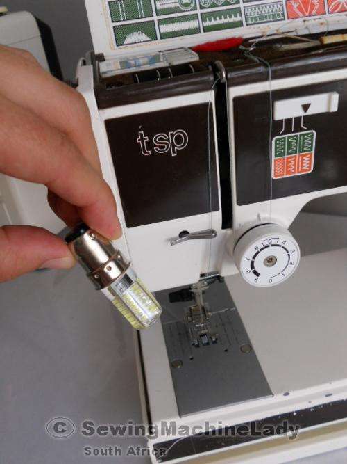 1X LED BAYONETTE LIGHT FOR ELNA STELLA LOTUS TX SWISS SEWING MACHINE