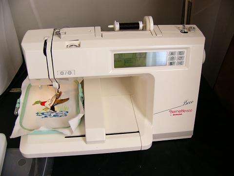 BERNINA BERNETTE DECO 600 EMBROIDERY MACHINE S/N  0102958001/ L8V111435