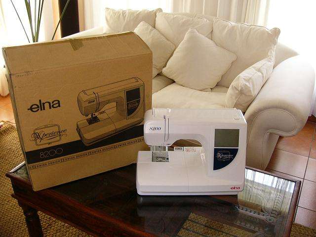 ELNA 8200 EMBROIDERY MACHINE + FREE EXCHANGE BOX (S/N0002301.C27)