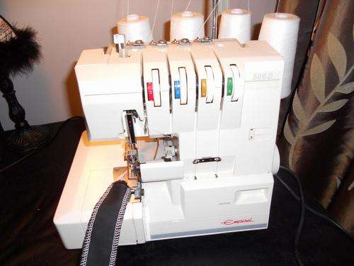 OVERLOCKER with DIFFERENTIAL FEED