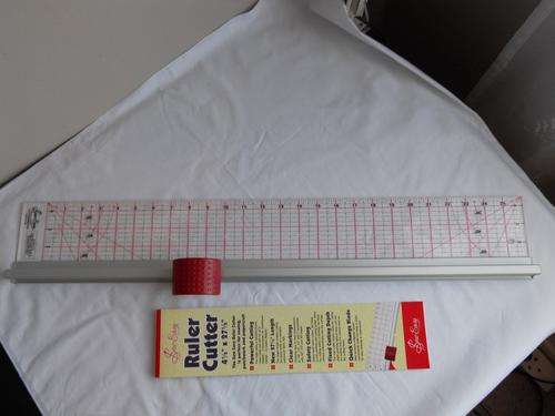 SEW EASY RULER CUTTER (Add R80 for shipping)