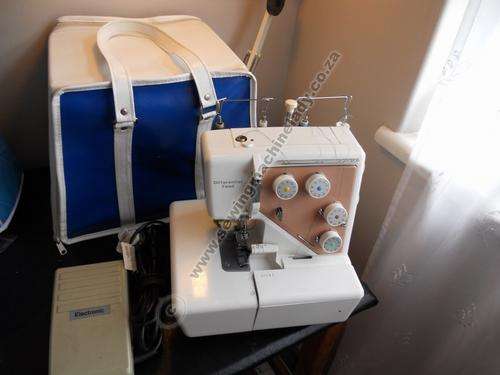 JANOME FINESSE 534D OVERLOCKER + CARRY BAG