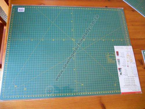 CUTTING MAT 450mm X 600mm selfhealing