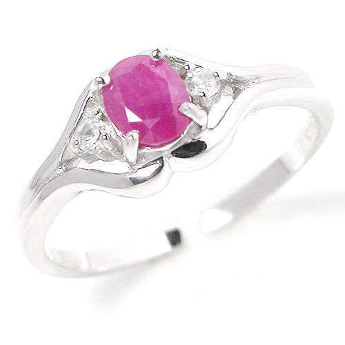 ***Pretty!*** Natural Ruby White Gold Ring