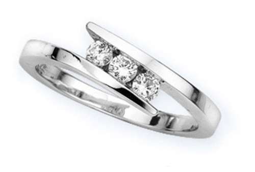 Hot Selling 0.06TCW Certified Real Natural Round Diamond Wedding Ring in 925 Silver