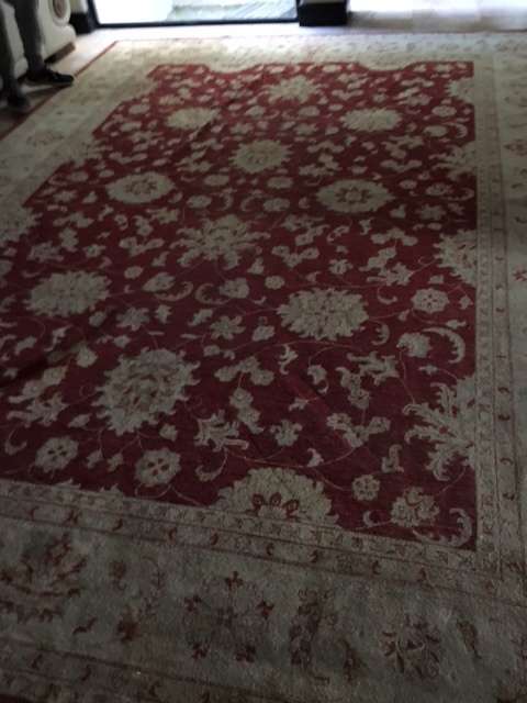 Oriental Woolen Carpet worth R77 500