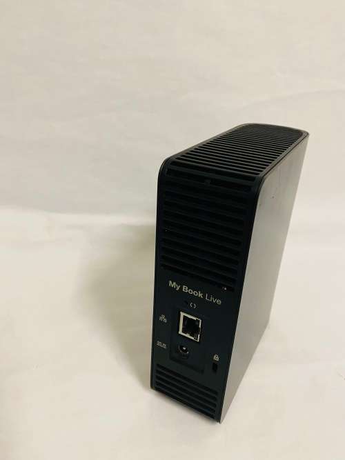 *Western Digital My Book Live 2TB Personal Cloud Storage NAS DRIVE 1Gbps*LIVE STREAM FROM ANYWERE*