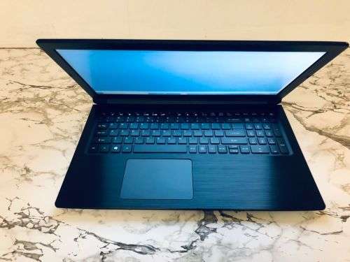 Excellent Condition Acer Apire 3 Intel Core i5 - 7200U | 8GB DDR4 RAM | 500GB 7200 RPM HDD |15.6 HD
