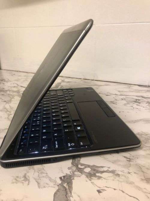 *Dell Latitude E7240 Business Ultrabook Intel Core i5-4210U | 6GB RAM | 128GB M.2 SSD | BACKLIT KB*