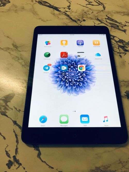 Apple iPad Mini Wi-Fi Only 7.9 inch 16GB Model A1432