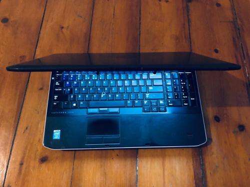 DELL LATITUDE E5530 LAPTOP i3 | 4GB RAM | 500GB HDD | HD 15.6  LED