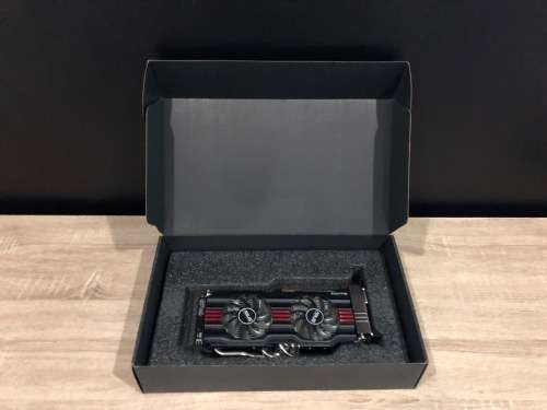 *LIKE NEW* 4K  ASUS GeForce GTX 770 DirectCU II GPU *BOXED*