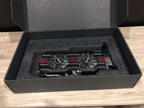 *LIKE NEW* 4K  ASUS GeForce GTX 770 DirectCU II GPU *BOXED*