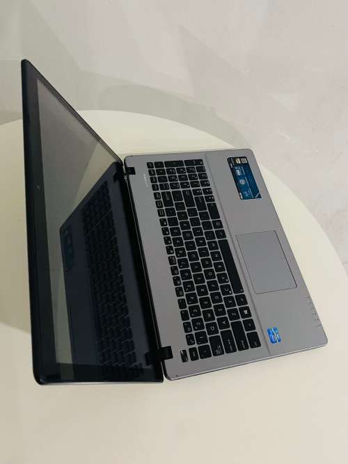 *TOUCH SCREEEN*ASUS Laptop Core i3 3rd Gen 3217U | Windows 10 | 6GB DDR3 | 500GB HDD | 15.6` HD