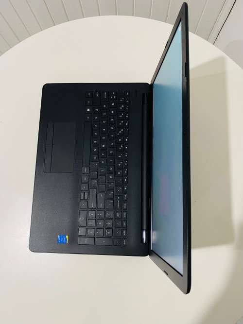 *Business* HP Notebook - 15 Series. 1TB. 4GB. i3 5th. 15.6` HD.*Excellent*