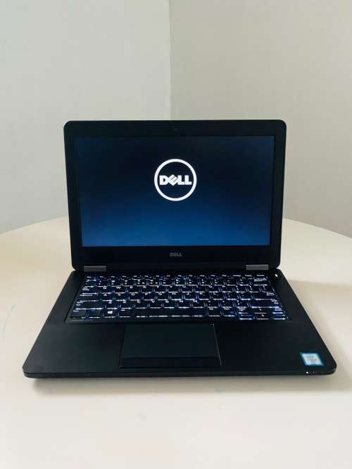 *BOXED* Dell Latitude E5270 UltraBook Intel Core i5-6th Gen 8GB DDR4 Memory 256GB SSD LTE