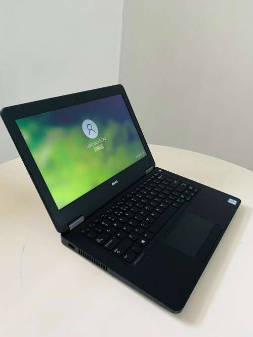 *BOXED* Dell Latitude E5270 UltraBook Intel Core i5-6th Gen 8GB DDR4 Memory 256GB SSD LTE