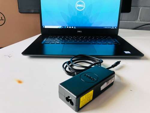 ***Boxed*** Dell Vostro 5581 15.6` FHD - 8th Gen i5 - 8GB - 500GB HDD - Backlit KB - Type-C