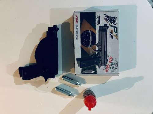 KWC PT92 Full Metal Semi and Full Auto 4.5MM CO2 Blowback Gas Gun Set