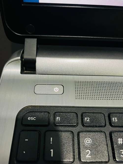 HP ProBook 430 G2 13.3` Intel Core i3 Notebook 500GB HDD + 12GB RAM