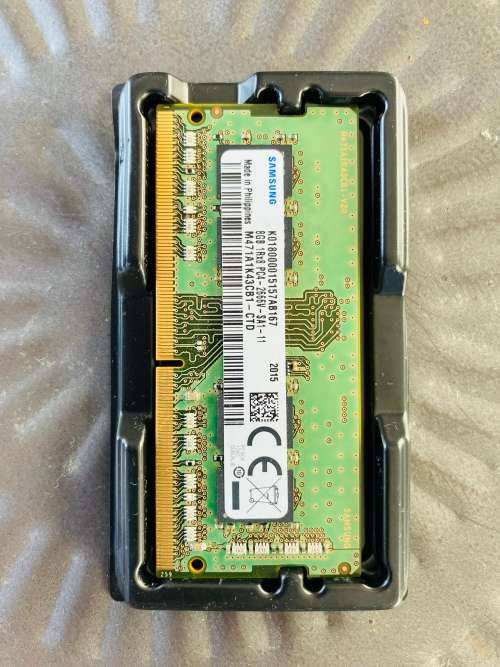 Laptop Upgrade Kit - SAMSUNG EVO 870 500GB SSD + SAMSUNG 8GB DDR4 2666Mhz RAM