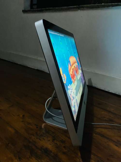 Apple iMac 27-Inch `Core i5` 3.1 Quad  (Mid-2011) 8GB RAM, 1TB HDD 1080p **PLEASE READ***