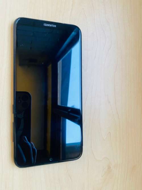 Huawei Y7 2019 32GB Dual Sim - Midnight Black - PLEASE READ