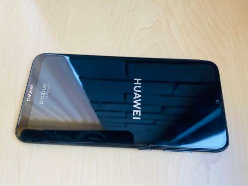 Huawei Y7 2019 32GB Dual Sim - Midnight Black - PLEASE READ