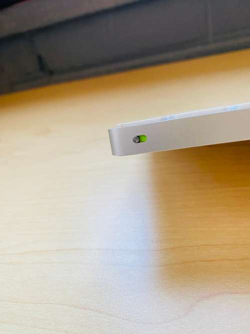 Apple Magic Keyboard Retail R2999