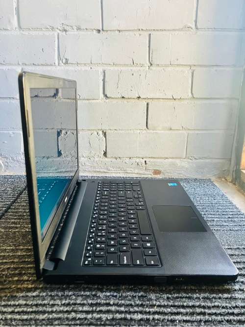 Dell Vostro 15 3568 -  INTEL CORE i3 4th Gen 8GB RAM 500GB HDD 15.6 HD**BOXED***
