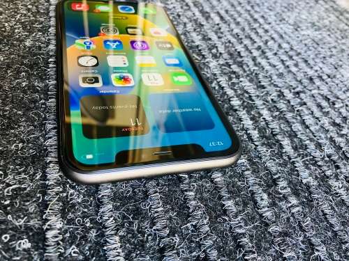 Apple iPhone 11 64GB Black - Excellent Condition