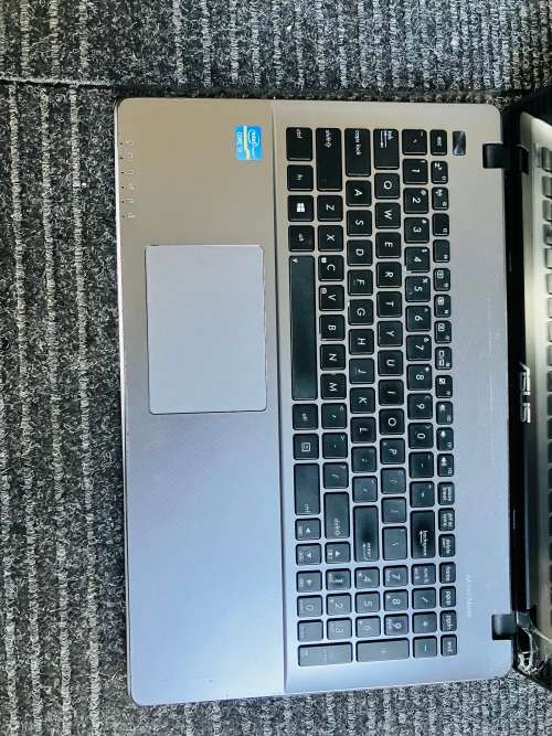 *TOUCH SCREEEN*ASUS Laptop Core i3 3rd Gen 3217U | Windows 10 | 4GB DDR3 | 500GB HDD **PLEASE READ**