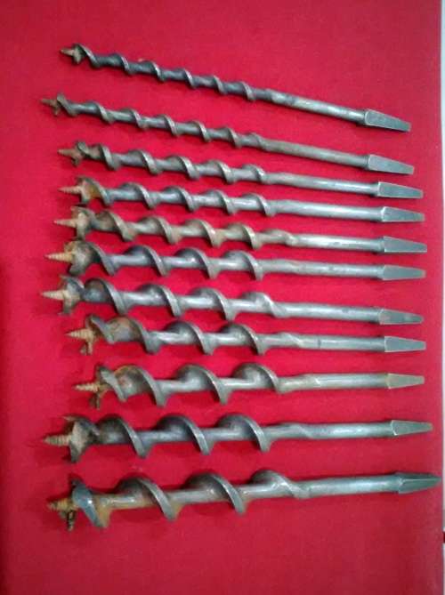 ANTIQUE SET OF 11 GILPINS AUGER BIT + A VINTAGE HAND BRACE DRILL - ORIG BAG BADLY WORN - READ DESC