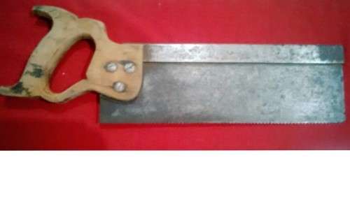 VINTAGE DISSTON STEEL SPINE TENON SAW  -PLEASE SEE DESC 4 MORE INFO