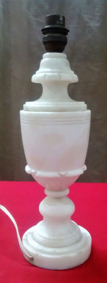 ALABASTER MARBLE TABLE LAMP 32cm - Read Desc & See Pictures
