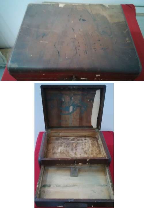 VINTAGE WOODEN CHEST KEY AND DRAWER (45x30x20) - SEE PICTURES