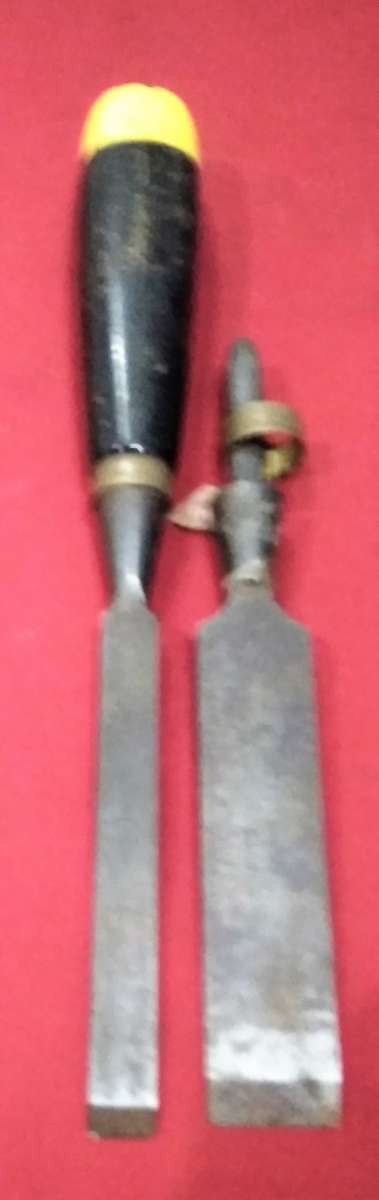 3 CHISELS - 2 FOOTPRINT & ANOTHER -  PICTURES ARE PART OF THE DESCRIPTION