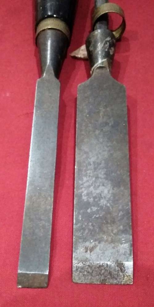 3 CHISELS - 2 FOOTPRINT & ANOTHER -  PICTURES ARE PART OF THE DESCRIPTION