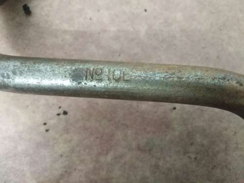 VINTAGE SET OF 7 FOOTPRINT AUGER BITS & A 10in BRACE DRILL See PICs & DESC