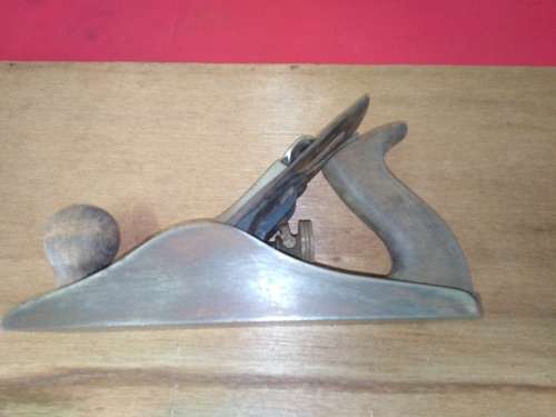 VINTAGE STANLEY No 4 1/2 PLANE - PLEASE C DESC